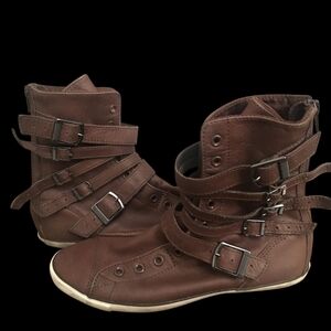 Converse Chuck Taylor All Star Multi-Strap Boots. Size 5.5